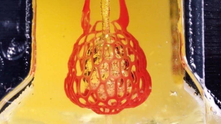 A bioprint of the small air sac in the lungs with red blood cells moving through a vessel network supplying oxygen to living cells. Credit: Rice University.